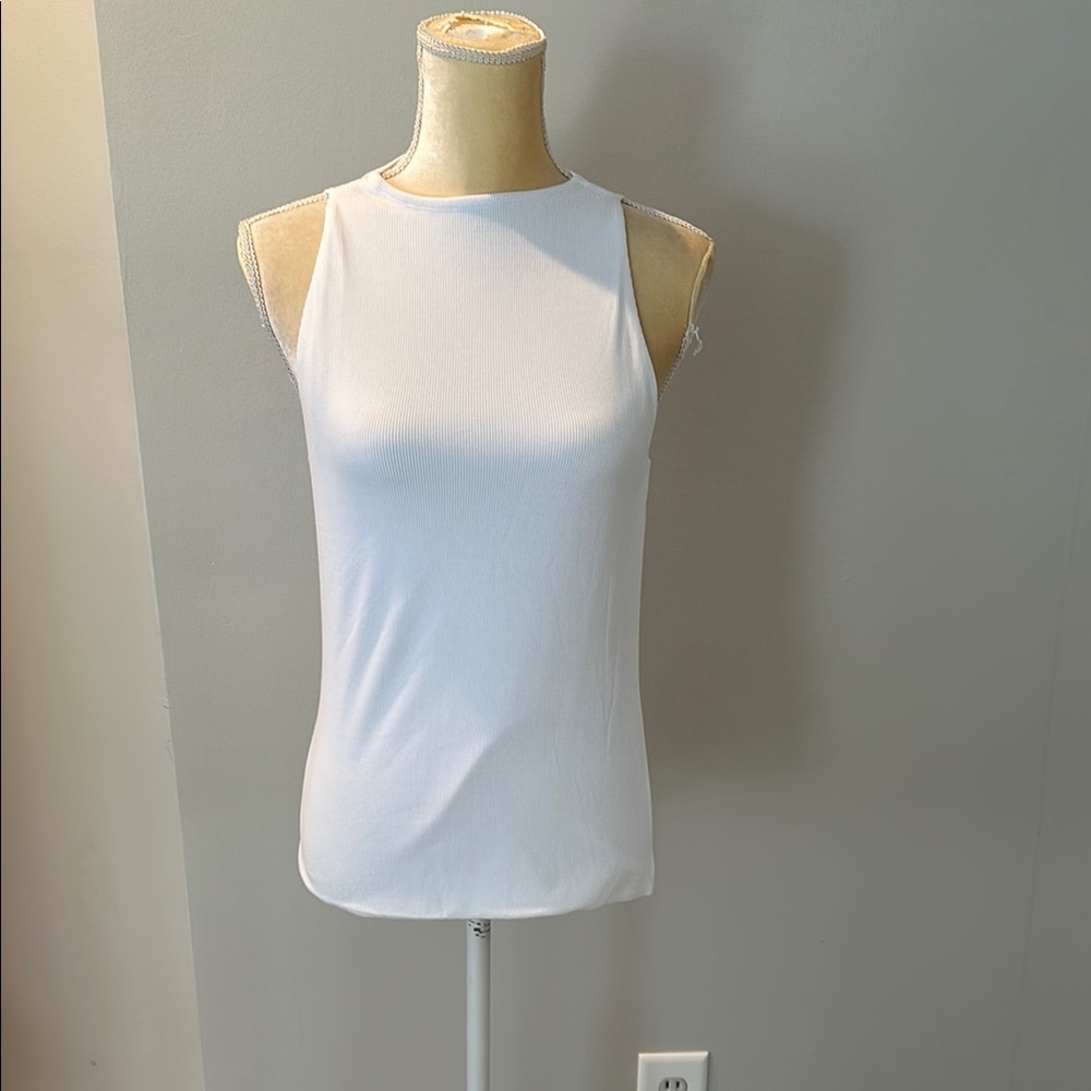 Evereve White Fitted Tank Top